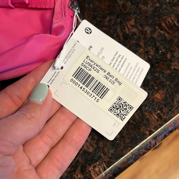 Everywhere belt bag 1L - Picture 2 of 4